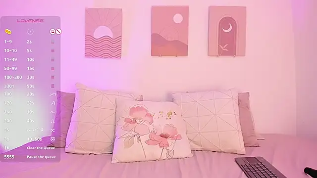 Mia Heartt online show from 17, 2, 2025