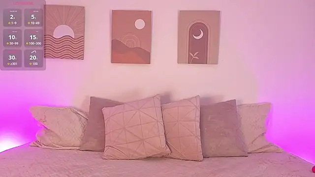 Mia Heartt online show from 6, 2, 2026