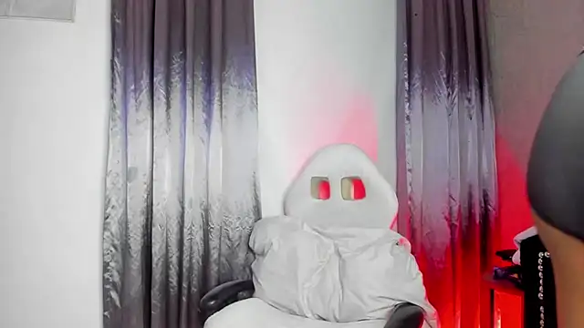 Snapshot of Lucii_fer_ chatting on 26, 2, 2026 Lucii fer online show from 26, 2, 2026