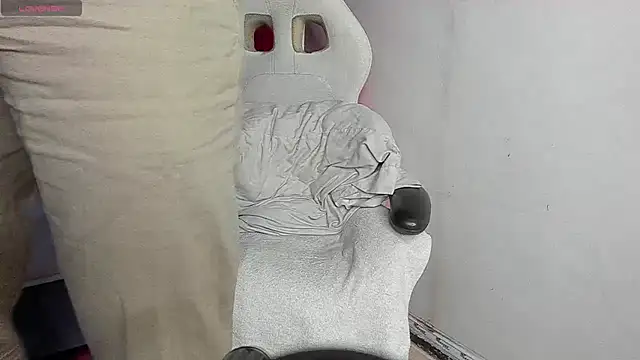 Snapshot of Lucii_fer_ chatting on 7, 3, 2026 Lucii fer online show from 7, 3, 2026