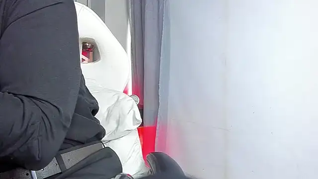 Snapshot of Lucii_fer_ chatting on 11, 3, 2026 Lucii fer online show from 11, 3, 2026