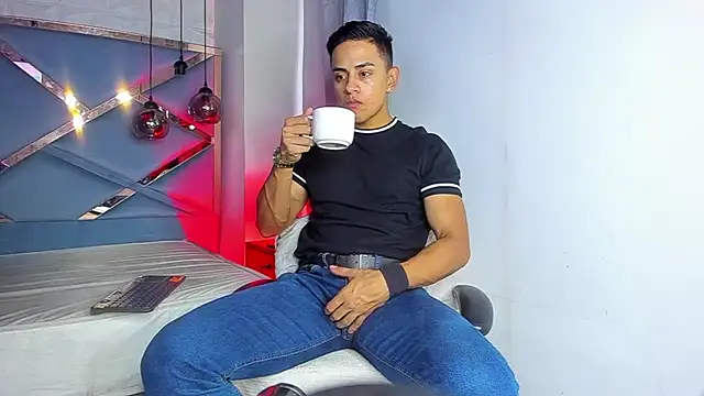 Snapshot of Lucii_fer_ chatting on 14, 3, 2026 Lucii fer online show from 14, 3, 2026