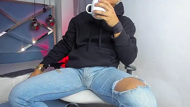 Snapshot of Lucii_fer_ chatting on 18, 3, 2026 Lucii fer online show from 18, 3, 2026