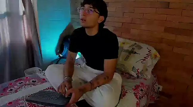 Dereck Dickson online show from 17, 12, 2024