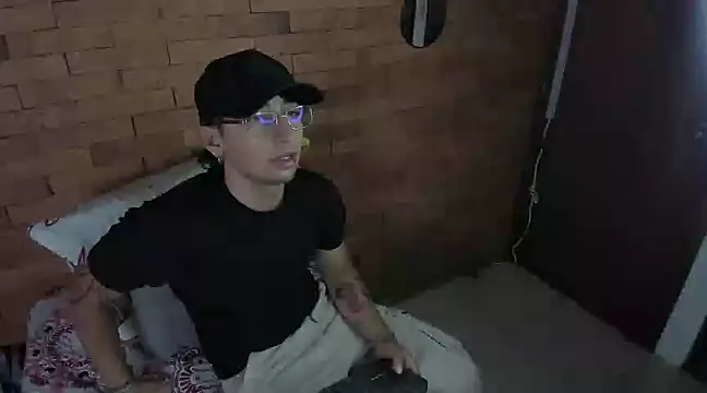 Dereck Dickson online show from 18, 12, 2024