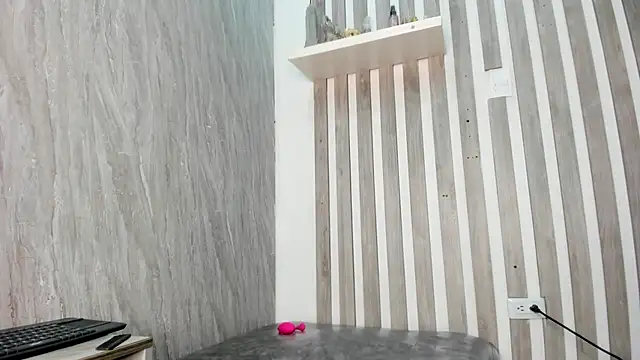 Snapshot of MarieMyller chatting on 19, 2, 2025 MarieMyller online show from 19, 2, 2025