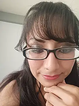 Snapshot of Lucy_Chery chatting on 24, 6, 2026 Lucy Chery online show from 24, 6, 2026