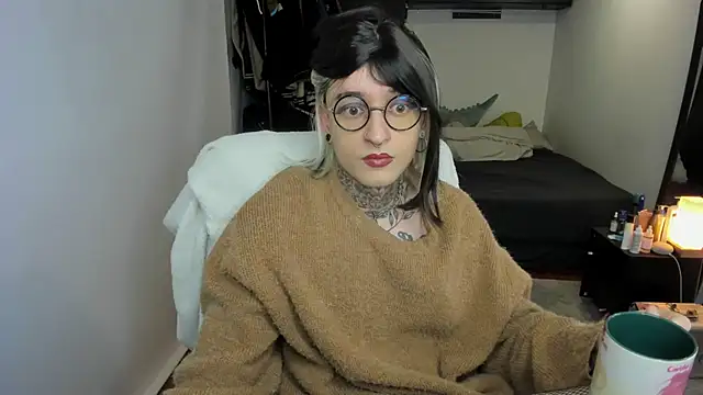 ShiiraVelkor online show from 22, 10, 2025