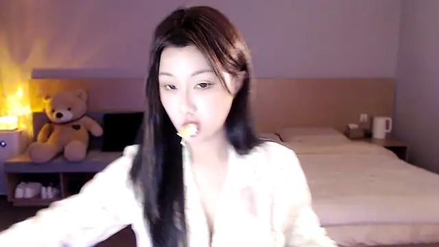 Snapshot of Lucky-baby chatting on 14, 12, 2024 Lucky-baby online show from 14, 12, 2024