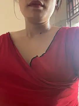 Snapshot of Bella0815 chatting on 18, 10, 2025 Bella0815 online show from 18, 10, 2025