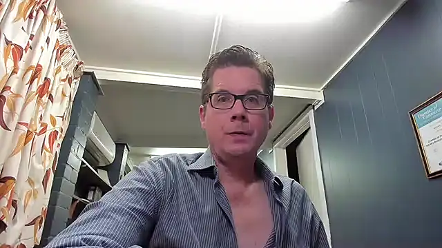 tilobinder online show from 6, 12, 2024