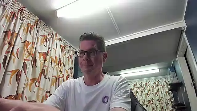 tilobinder online show from 11, 12, 2024