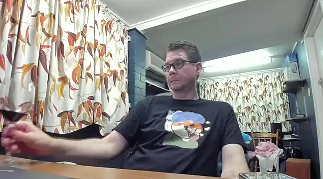 tilobinder online show from 26, 1, 2025