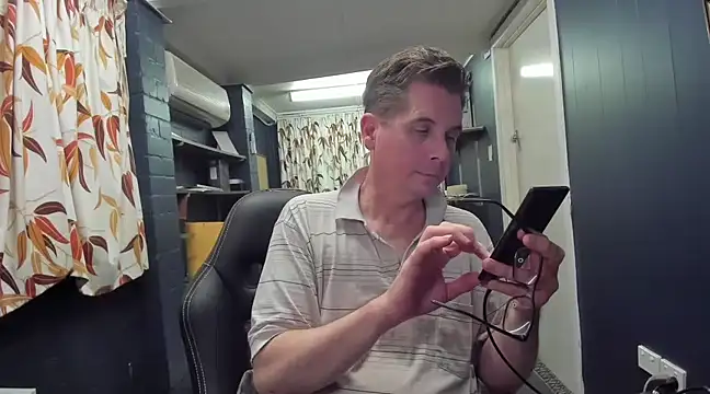 tilobinder online show from 14, 3, 2025