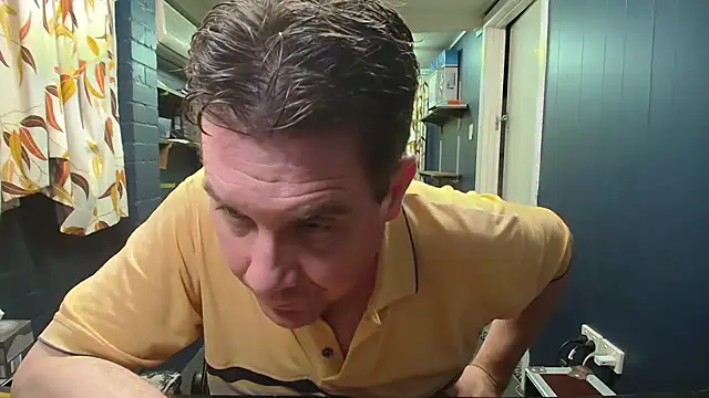 tilobinder online show from 25, 11, 2025