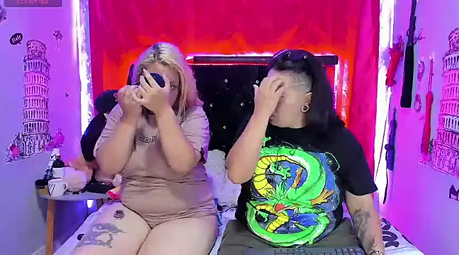 Snapshot of katieeandsharonn chatting on 27, 1, 2025 katieeandsharonn online show from 27, 1, 2025