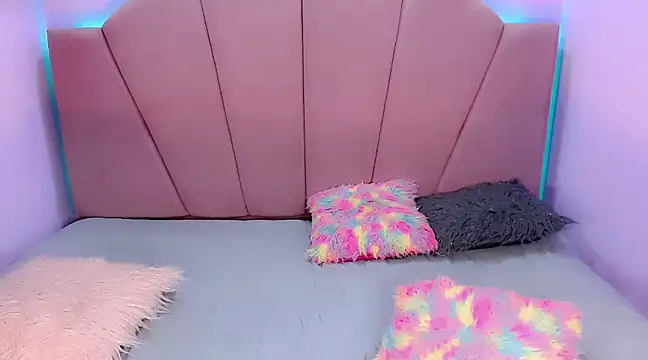 Snapshot of Jadeyourqueen chatting on 14, 12, 2024 Jadeyourqueen online show from 14, 12, 2024