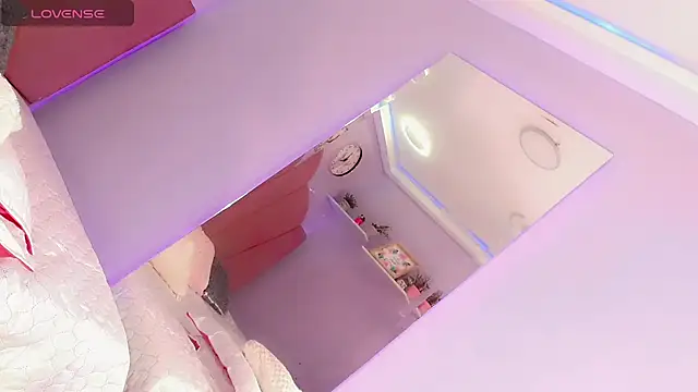 Snapshot of Jadeyourqueen chatting on 4, 1, 2025 Jadeyourqueen online show from 4, 1, 2025