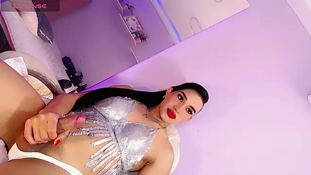 Snapshot of Jadeyourqueen chatting on 5, 1, 2025 Jadeyourqueen online show from 5, 1, 2025