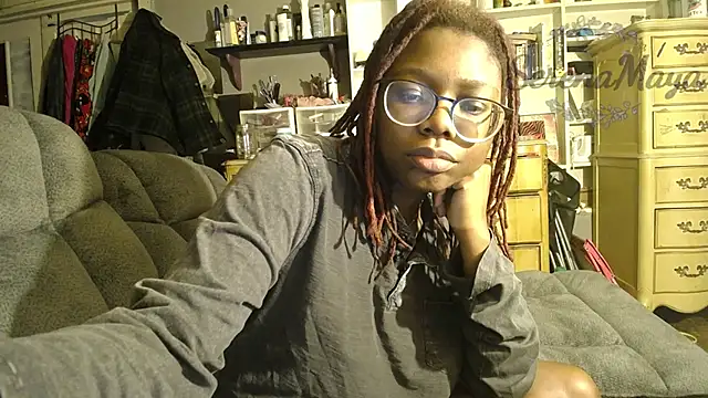 Snapshot of serena_maya chatting on 20, 1, 2025 serena maya online show from 20, 1, 2025