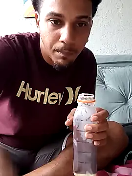 Snapshot of gugao666 chatting on 4, 12, 2024 gugao666 online show from 4, 12, 2024