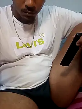 Snapshot of gugao666 chatting on 5, 12, 2024 gugao666 online show from 5, 12, 2024