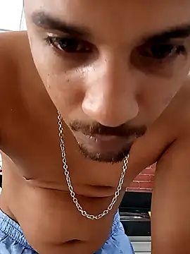 Snapshot of gugao666 chatting on 12, 12, 2024 gugao666 online show from 12, 12, 2024