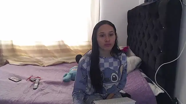 Snapshot of Kitty_and_jake chatting on 2, 11, 2025 Kitty and jake online show from 2, 11, 2025