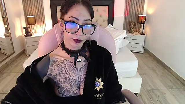 Sam mansson66 online show from 3, 3, 2025