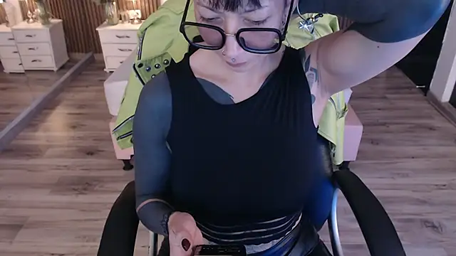 Sam mansson66 online show from 8, 11, 2025