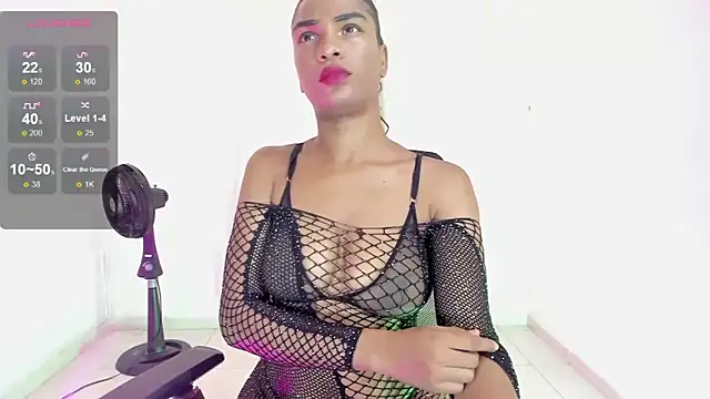 Zaya Smith online show from 4, 10, 2025