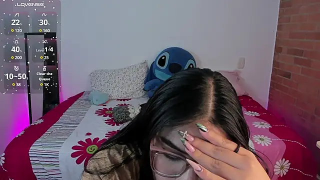 charlotte blass online show from 17, 12, 2024