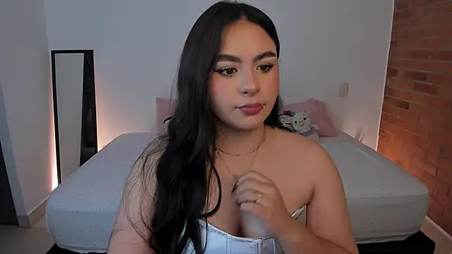 charlotte blass online show from 2, 1, 2025