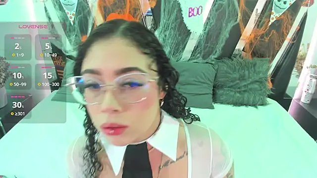 antonelllepiercee online show from 28, 10, 2025