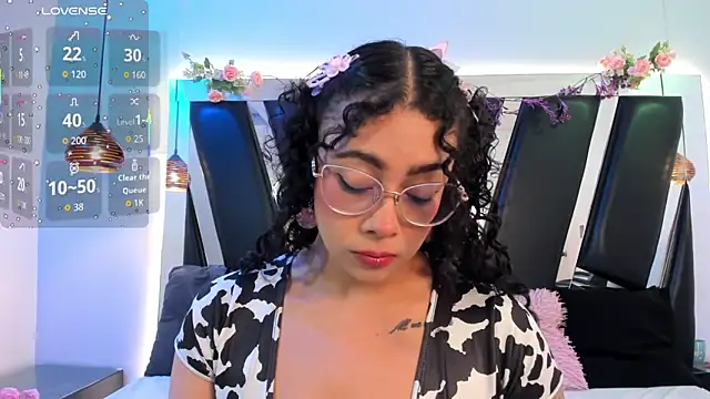 antonelllepiercee online show from 4, 2, 2026