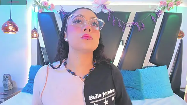 antonelllepiercee online show from 10, 7, 2026