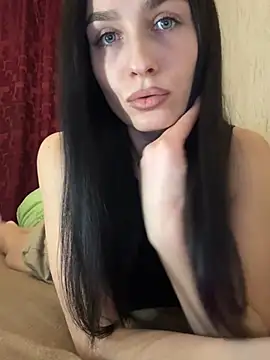 Snapshot of SpecialLina chatting on 4, 3, 2025 SpecialLina online show from 4, 3, 2025