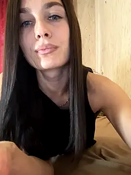 Snapshot of SpecialLina chatting on 3, 10, 2025 SpecialLina online show from 3, 10, 2025