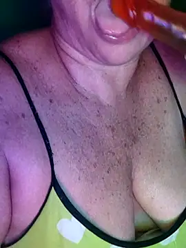 Snapshot of Kasandra_Ho chatting on 22, 11, 2025 Kasandra Ho online show from 22, 11, 2025