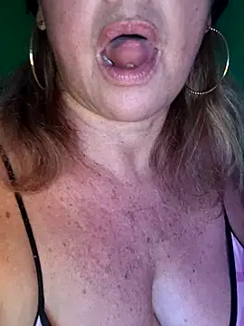 Snapshot of Kasandra_Ho chatting on 2, 12, 2025 Kasandra Ho online show from 2, 12, 2025