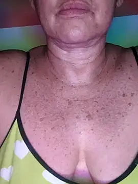 Snapshot of Kasandra_Ho chatting on 8, 3, 2026 Kasandra Ho online show from 8, 3, 2026