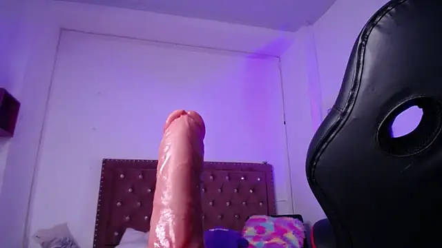 amelierouss online show from 6, 2, 2025