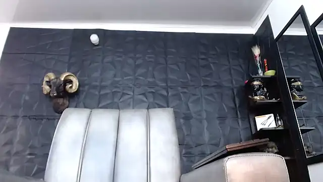 Hanna Fox 69 online show from 28, 2, 2026