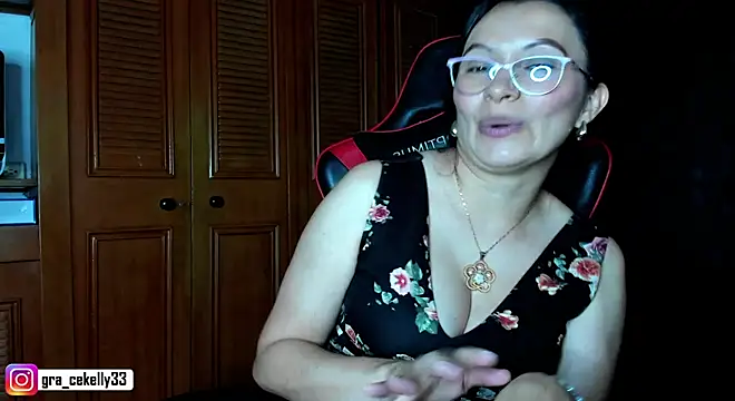 Snapshot of gracekelly12 chatting on 8, 1, 2025 gracekelly12 online show from 8, 1, 2025