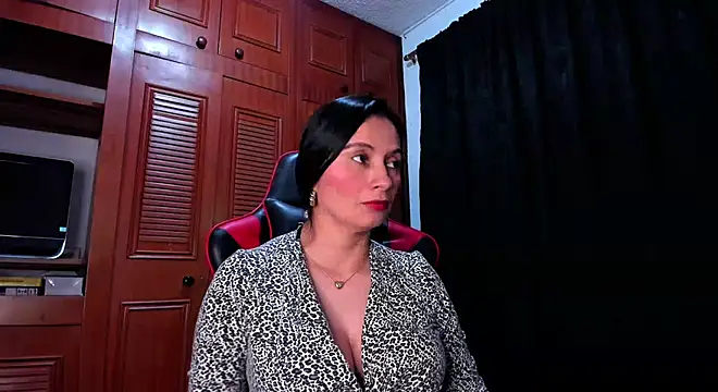 Snapshot of gracekelly12 chatting on 11, 1, 2025 gracekelly12 online show from 11, 1, 2025