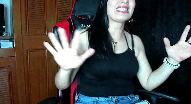 Snapshot of gracekelly12 chatting on 14, 1, 2025 gracekelly12 online show from 14, 1, 2025