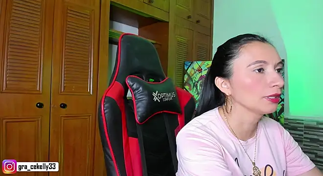 Snapshot of gracekelly12 chatting on 27, 1, 2025 gracekelly12 online show from 27, 1, 2025