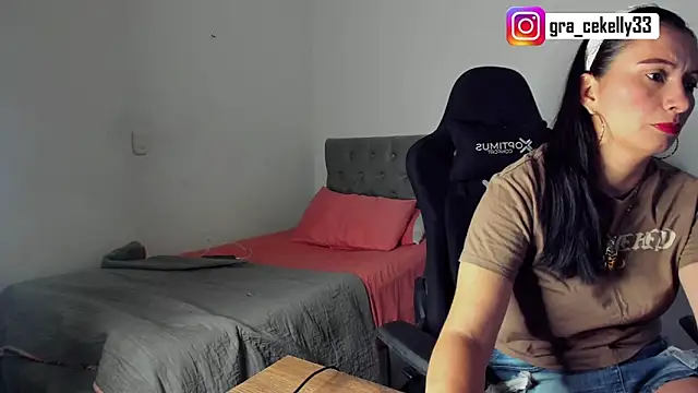 Snapshot of gracekelly12 chatting on 6, 2, 2025 gracekelly12 online show from 6, 2, 2025