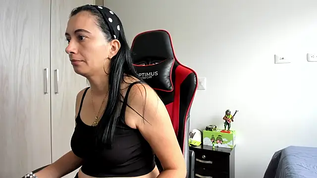 Snapshot of gracekelly12 chatting on 12, 9, 2025 gracekelly12 online show from 12, 9, 2025