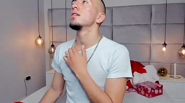 King Dante  online show from 14, 12, 2024